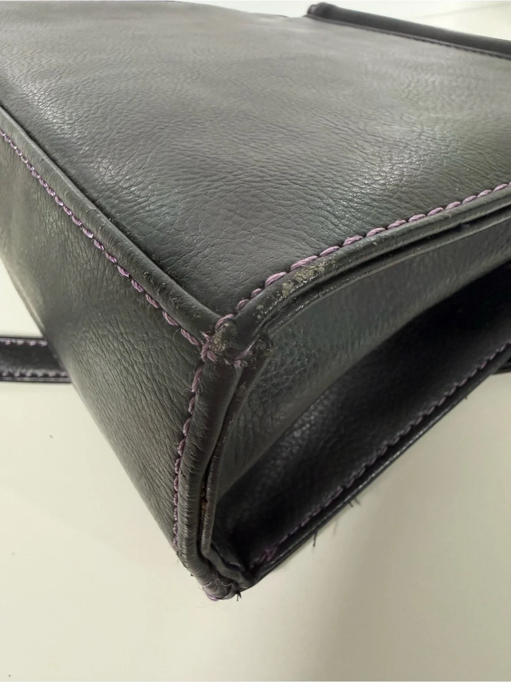 Vintage Esprit Black Top Handle Crossbody Purse with Purple Contrast Stitching